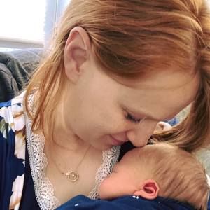 Meet your Posher, Liz